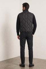 Onyx Quilted Diamond-Stitch Vest