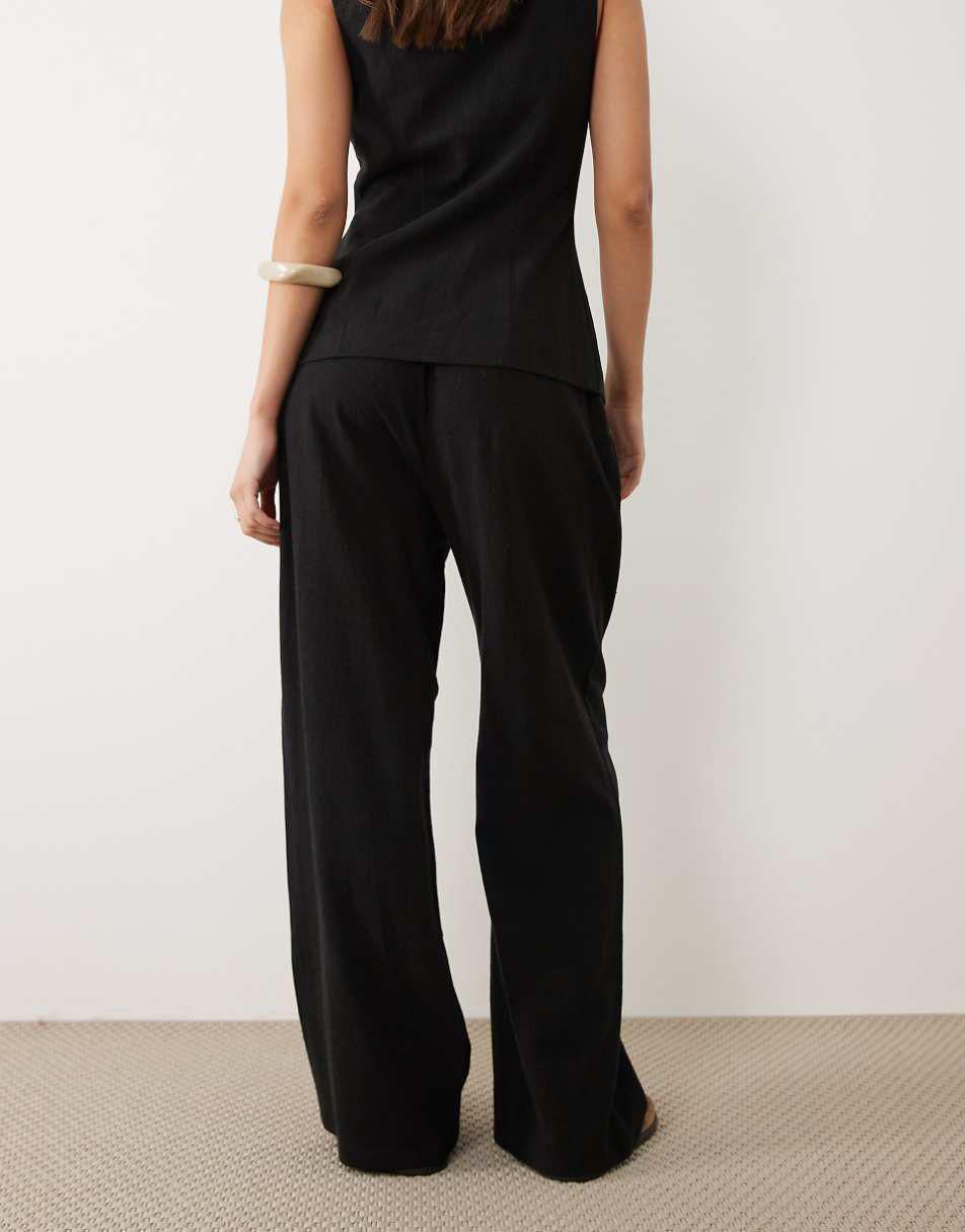 Figgzo Coastal Linen Wide-Leg Pant