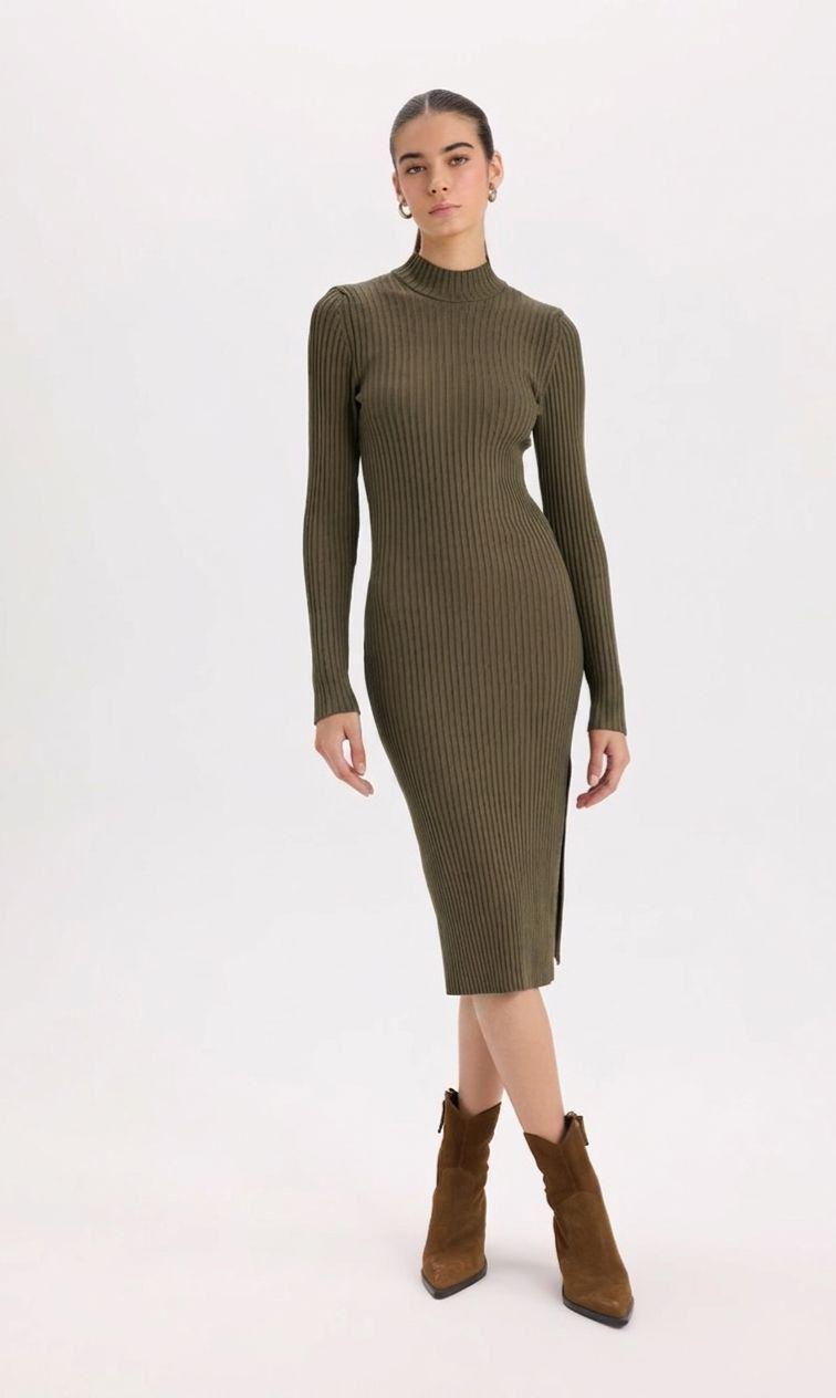 Figgzo Ribbed Mock Neck Midi Dress