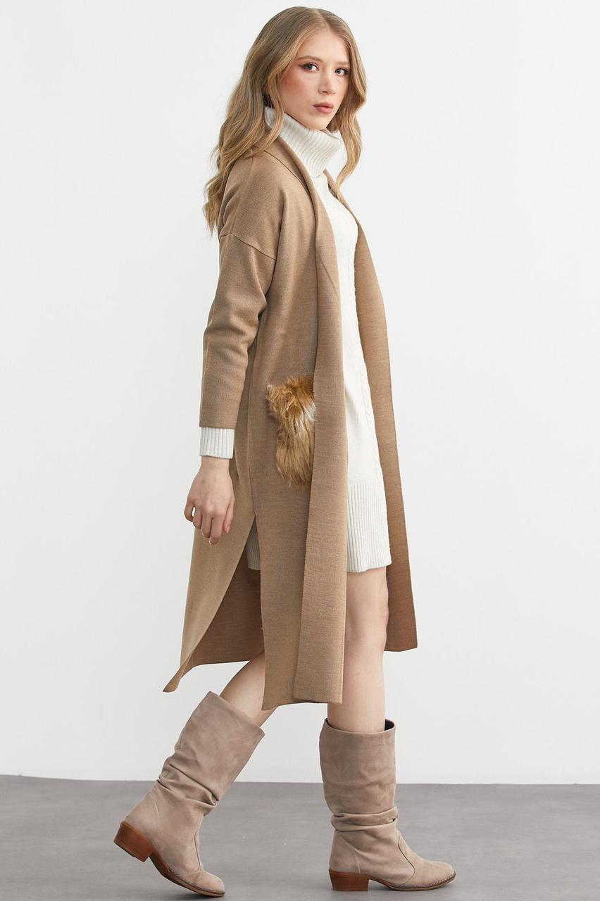 Figgzo Luxe Longline Cardigan with Faux Fur Pockets – Camel